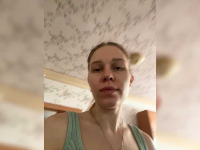 Milana22a live cam on BongaCams