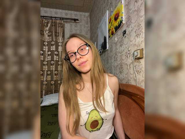 Milana22a's BongaCams show and profile