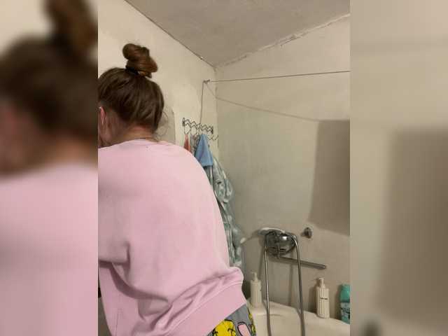 Milana22a live cam on BongaCams