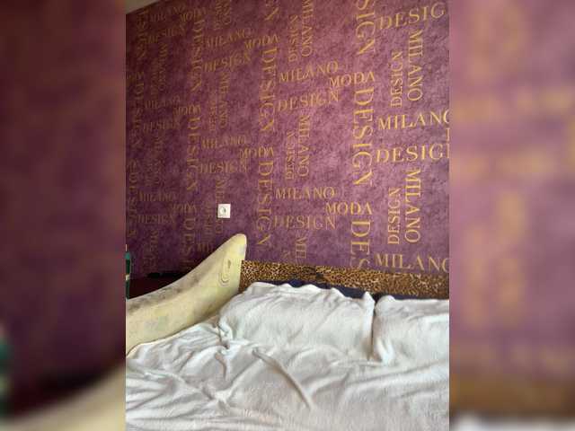 Milana22a live webcam show