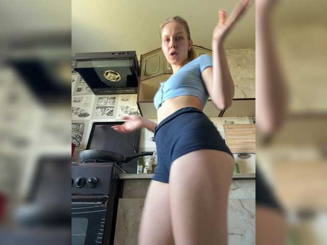 Milana22a, 23 y/o - Live Cam on BongaCams