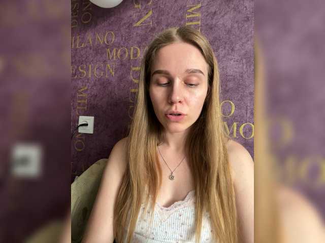 Milana22a live cam on BongaCams