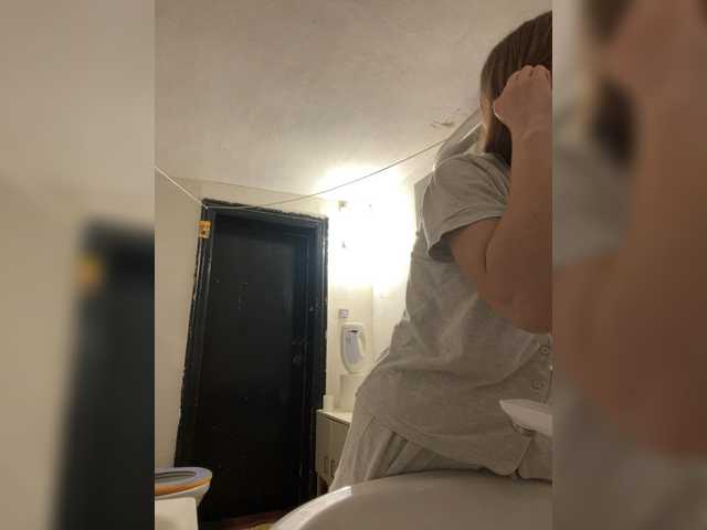 Milana22a live cam on BongaCams