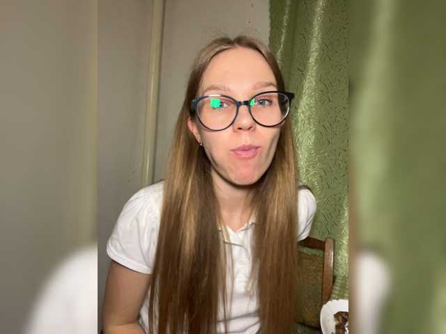 Milana22a live cam on BongaCams