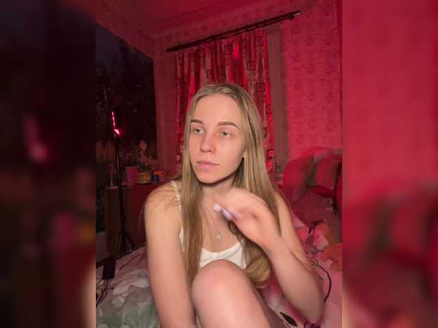 Milana22a live cam on BongaCams