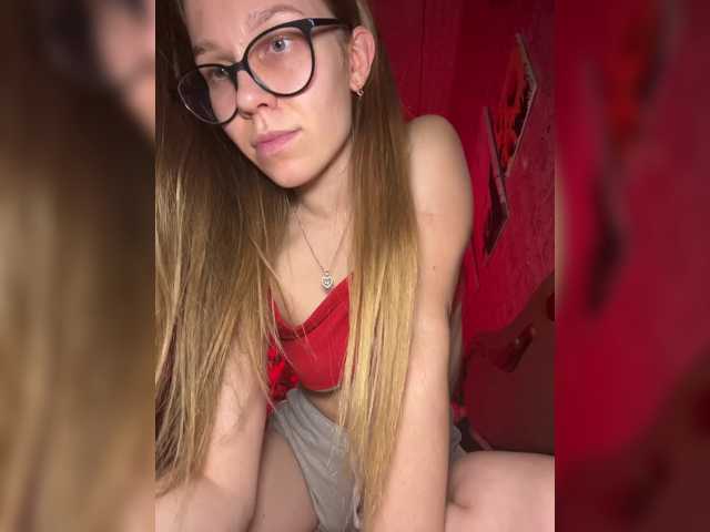 Milana22a live cam on BongaCams