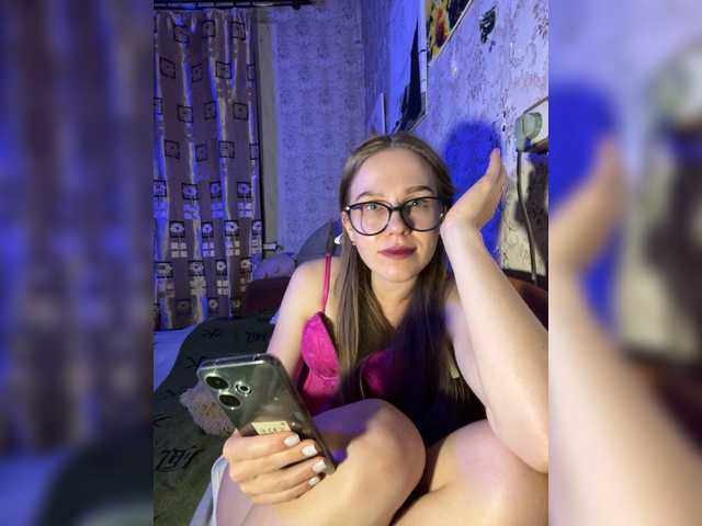 Milana22a live cam