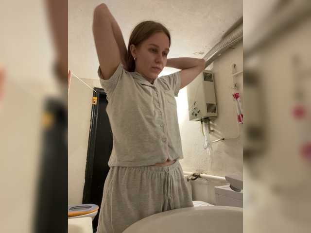 Milana22a live cam preview