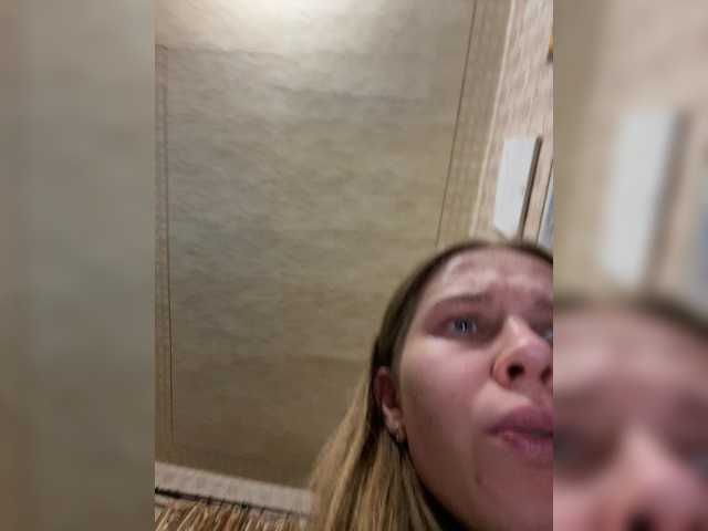 Milana22a live cam on BongaCams
