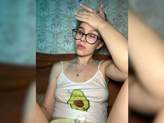 Milana22a live cam on BongaCams