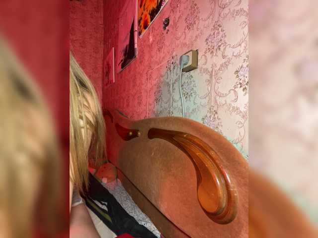 Milana22a live cam on BongaCams
