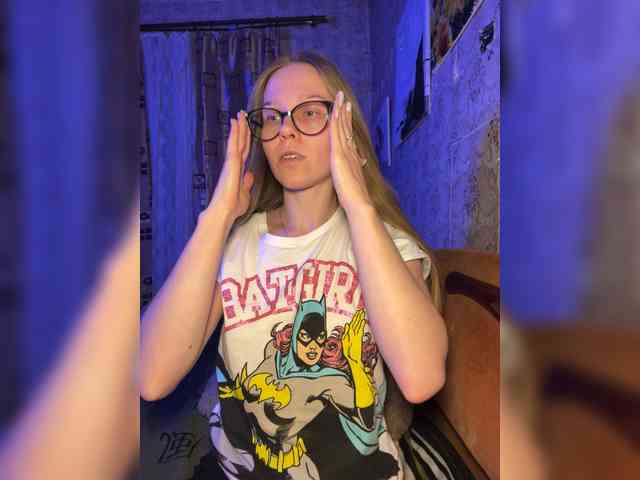 Milana22a webcam