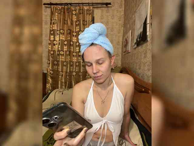 Milana22a webcam