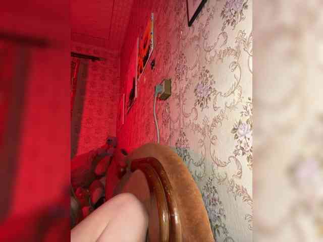 Milana22a webcam