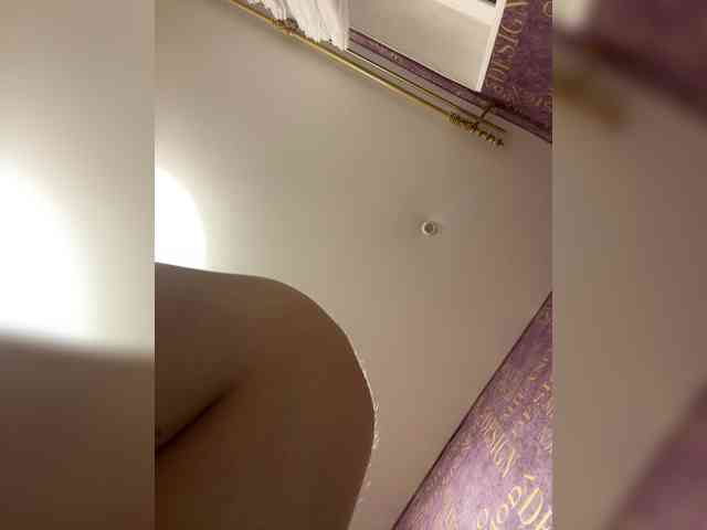 Milana22a webcam