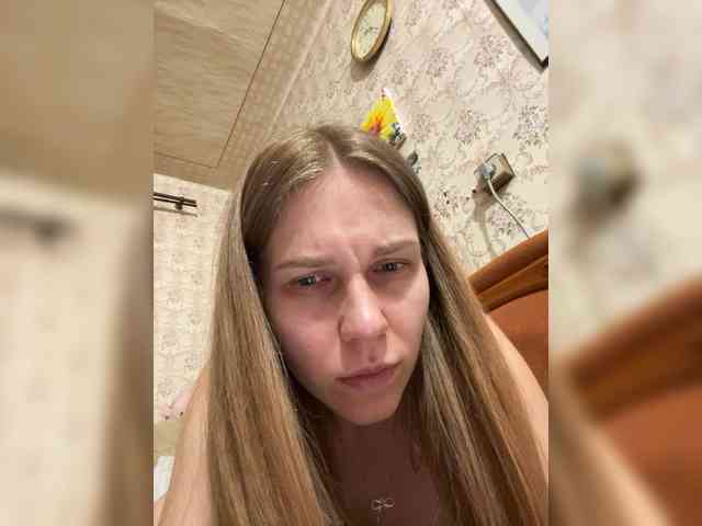 Milana22a webcam