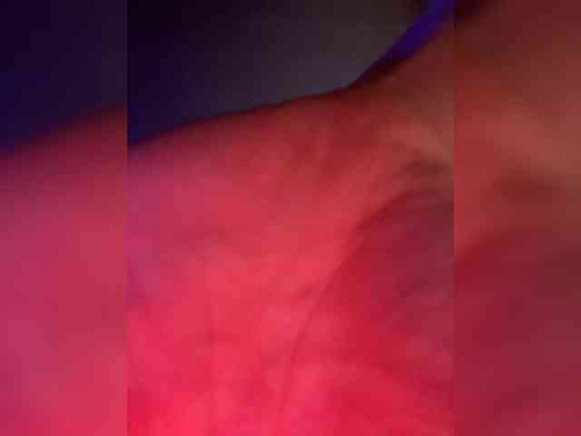 Milana22a webcam