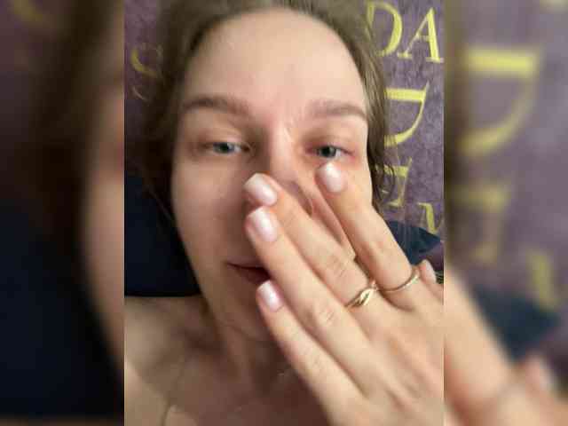 Milana22a webcam