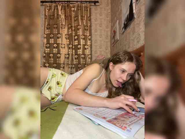 Milana22a webcam