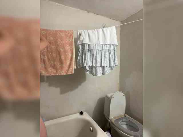 Milana22a webcam