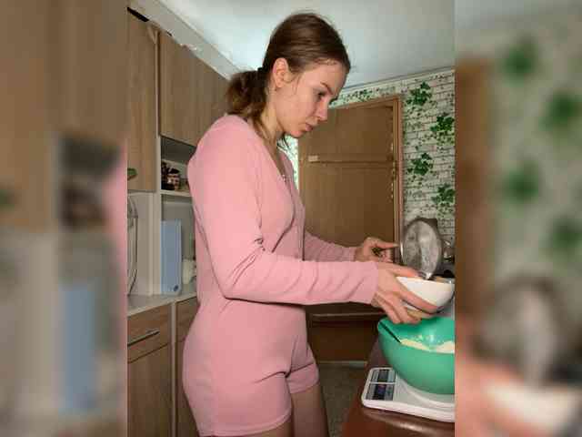 Milana22a webcam