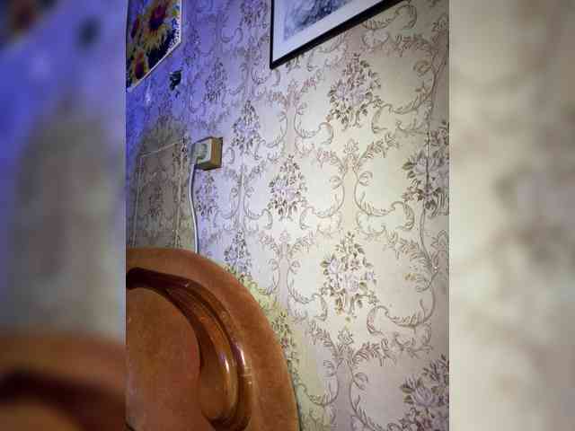 Milana22a webcam