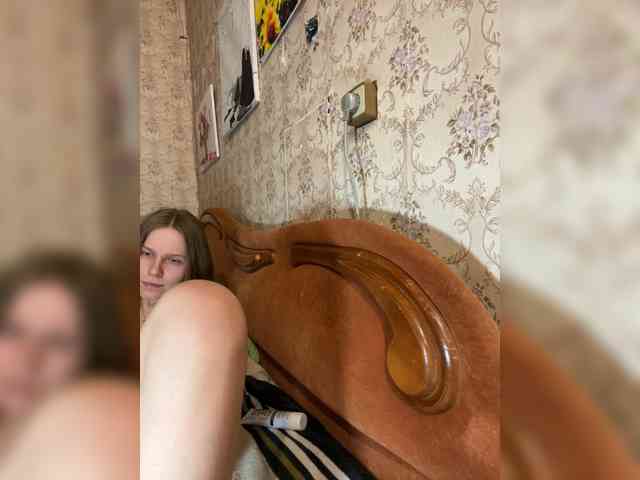 Milana22a webcam