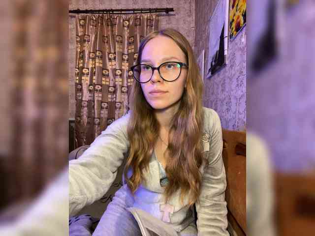 Milana22a webcam