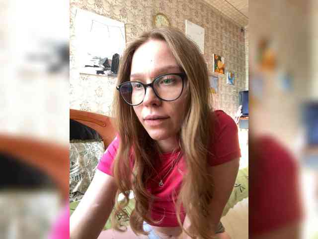 Milana22a webcam