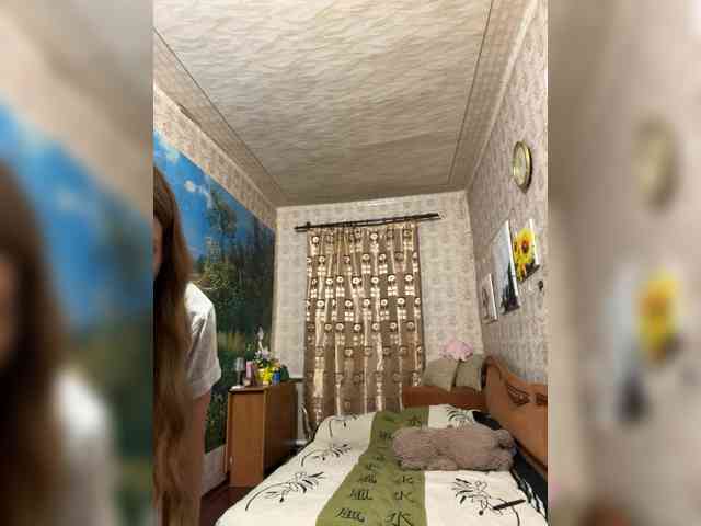 Milana22a webcam