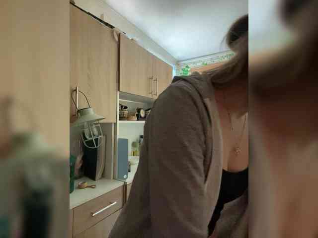 Milana22a webcam