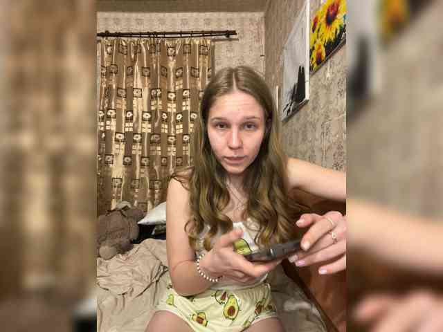 Milana22a webcam