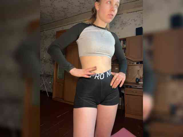 Milana22a webcam