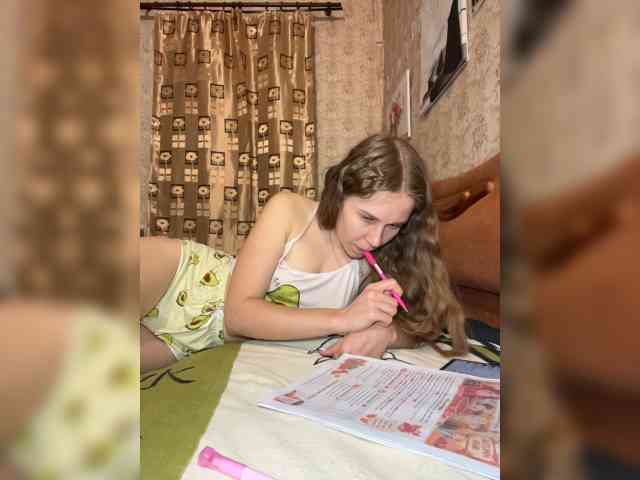 Milana22a webcam
