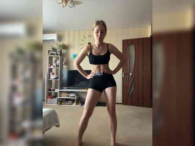 Milana22a webcam