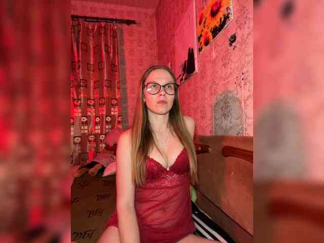 Milana22a webcam