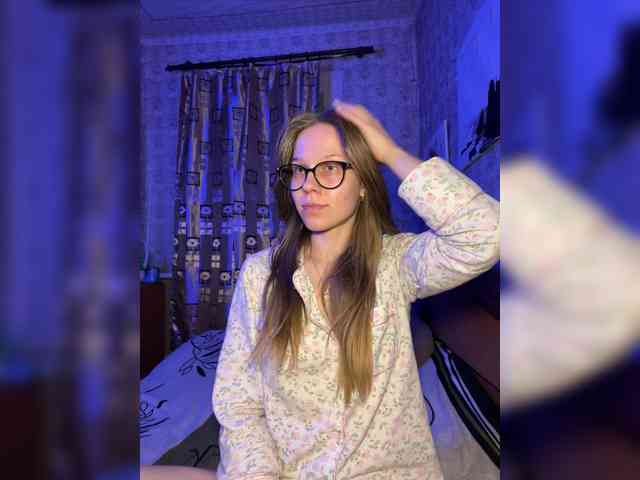 Milana22a webcam