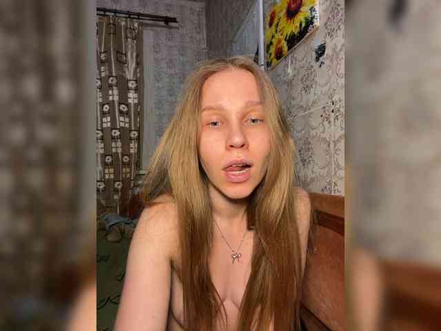 Milana22a webcam