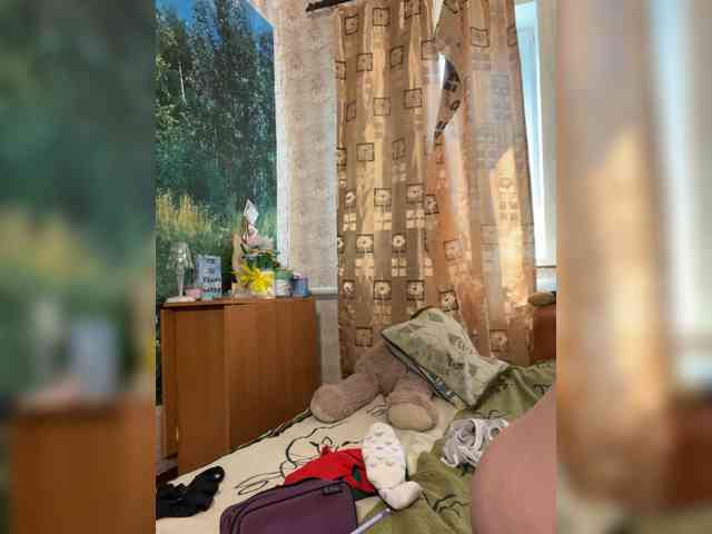 Milana22a webcam