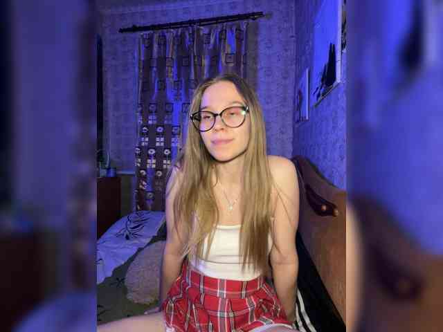 Milana22a webcam