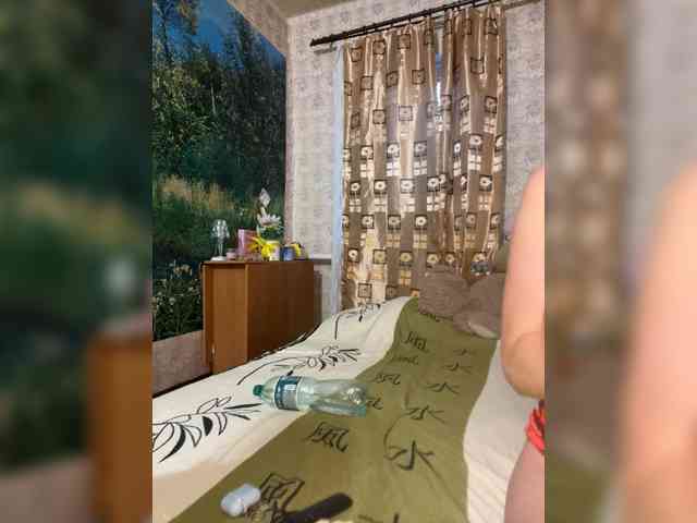 Milana22a webcam