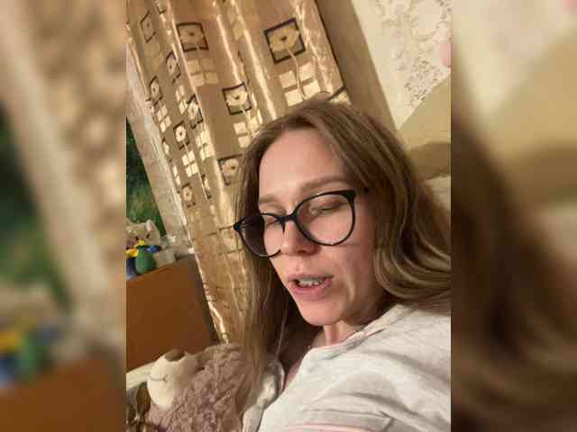 Milana22a webcam
