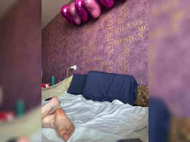 Milana22a webcam