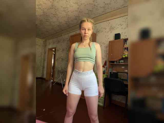 Milana22a webcam