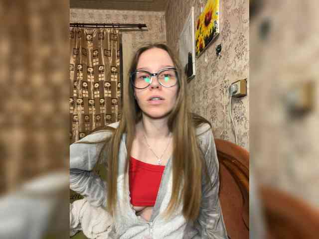 Milana22a webcam