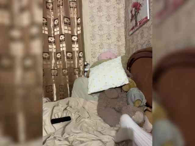 Milana22a webcam