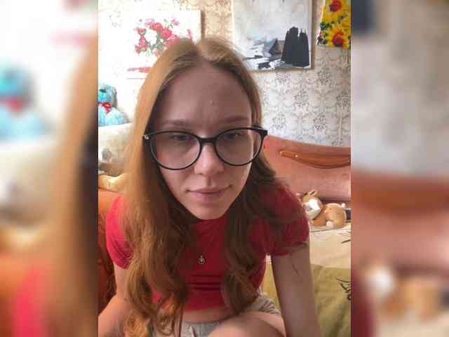 Milana22a webcam