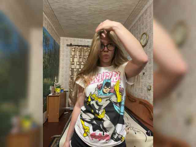 Milana22a webcam