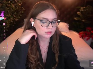 LuxSopphia Porn Show