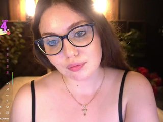 LuxSopphia Porn Show